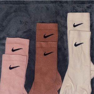 NIKE SOCKS (CREME, BURGANDY BROWN, SALMON)